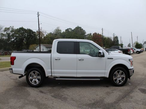 Used 2020 Ford F150 Lariat image 11