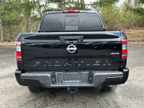 New 2026 Nissan Frontier SV w/ SV Convenience Package AWD/4WD image 3