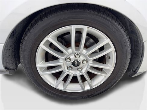 Used 2012 Land Rover Range Rover HSE image 70