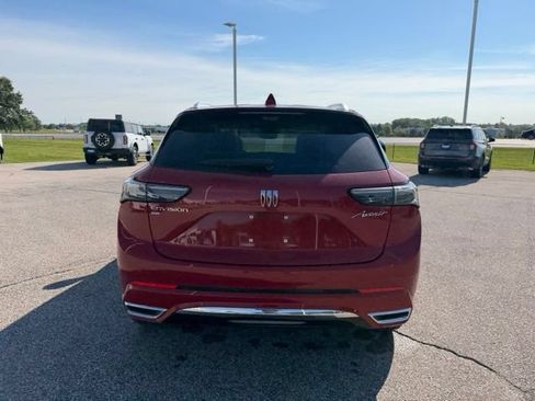 Used 2025 Buick Envision Avenir AWD/4WD image 12