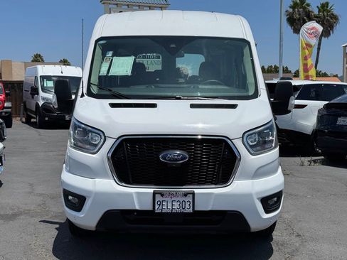 Used 2023 Ford Transit 350 XLT RWD image 5