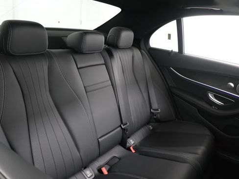 Used 2023 Mercedes-Benz E 350 4MATIC Sedan image 35