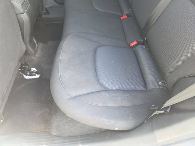 Used 2023 Jeep Renegade Latitude AWD/4WD image 28