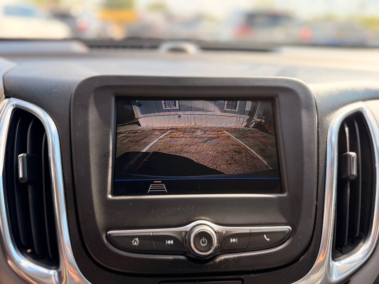 Used 2019 Chevrolet Equinox LS FWD image 21