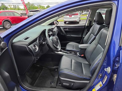 Used 2018 Toyota Corolla XSE FWD image 14