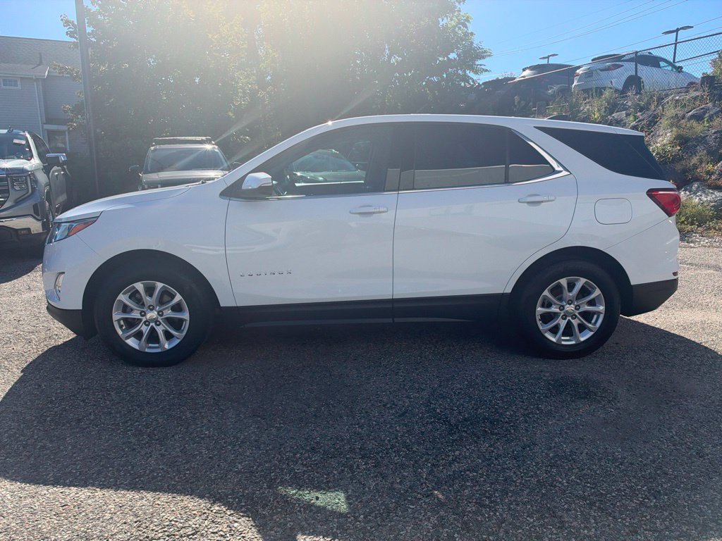 Used 2018 Chevrolet Equinox LT FWD image 2