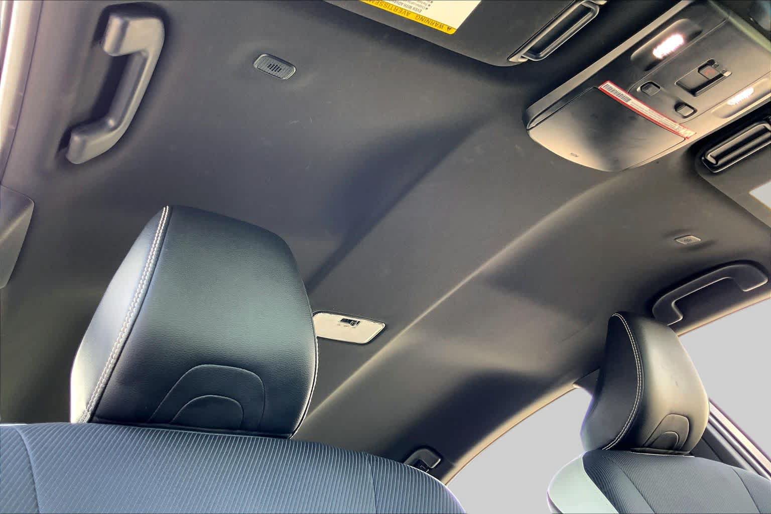 Certified 2025 Toyota Camry SE FWD image 14