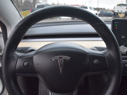 Used 2018 Tesla Model 3 Long Range image 27