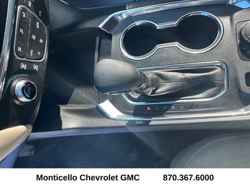 Used 2023 Chevrolet Traverse LS w/ Safety Package image 12