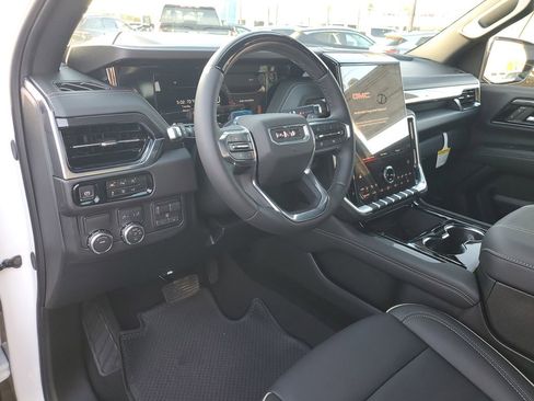 New 2026 GMC Yukon XL Elevation w/ Elevation Premium Package image 13