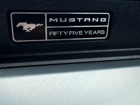 Used 2020 Ford Mustang Premium image 22