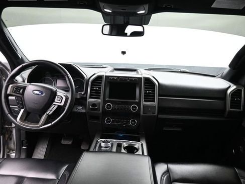 Used 2019 Ford Expedition XLT w/ Equipment Group 201A AWD/4WD image 26