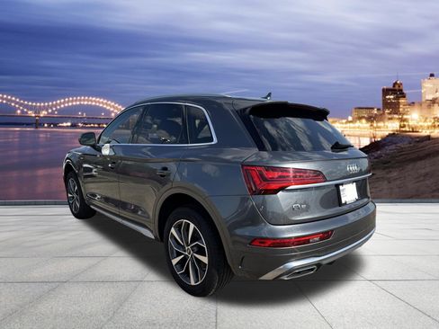 Used 2024 Audi Q5 2.0T Premium Plus w/ Premium Plus Package AWD/4WD image 3