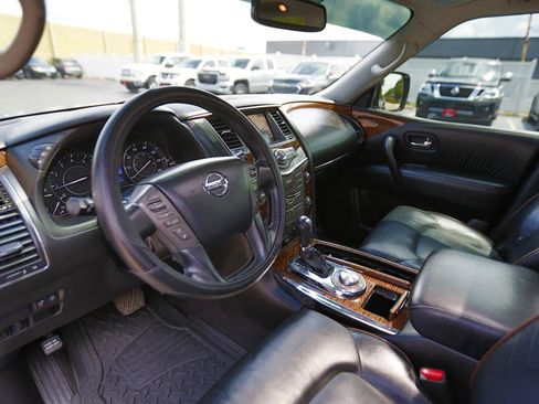Used 2019 Nissan Armada SL w/ Premium Package AWD/4WD image 4
