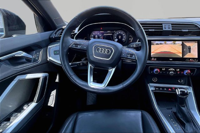 Used 2023 Audi Q3 2.0T Premium Plus AWD/4WD image 5