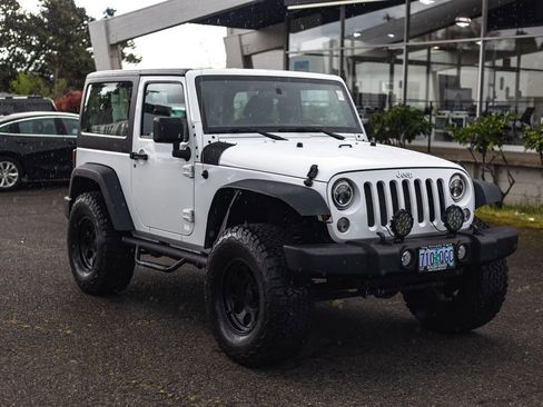 Used 2015 Jeep Wrangler Sport image 8