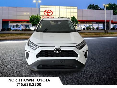 Used 2023 Toyota RAV4 LE image 19