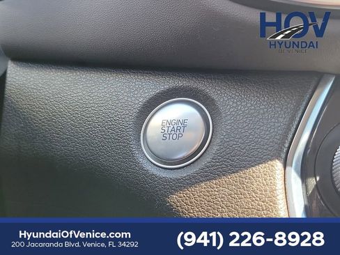 Used 2020 Hyundai Santa Fe Limited image 40