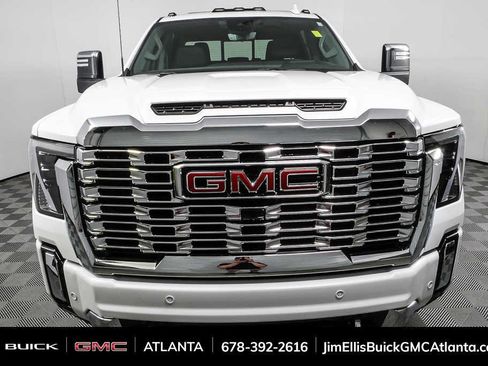 Used 2025 GMC Sierra 2500 Denali w/ Denali Reserve Package AWD/4WD image 27