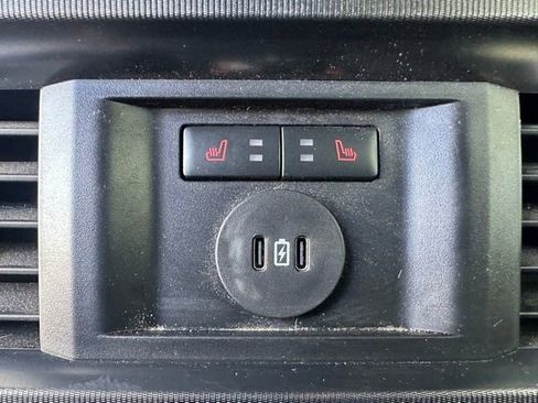 Used 2025 Ford F250 Platinum image 33