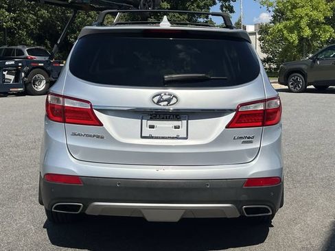Used 2015 Hyundai Santa Fe Limited w/ Option Group 04 FWD image 12