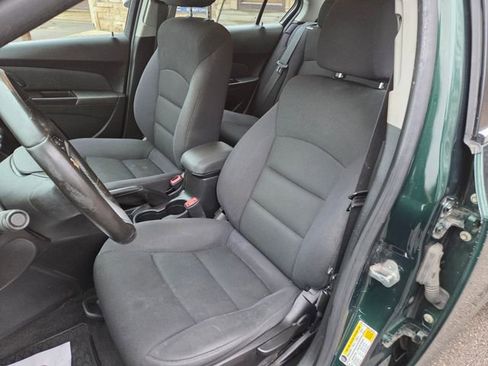 Used 2014 Chevrolet Cruze LT FWD image 21