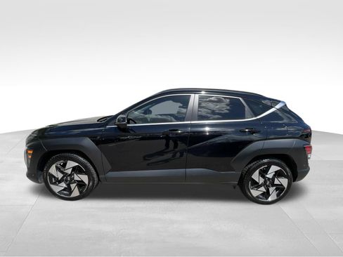 Used 2024 Hyundai Kona Limited FWD image 8
