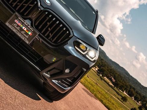 Used 2024 BMW X3 xDrive30i w/ M Sport Package AWD/4WD image 4