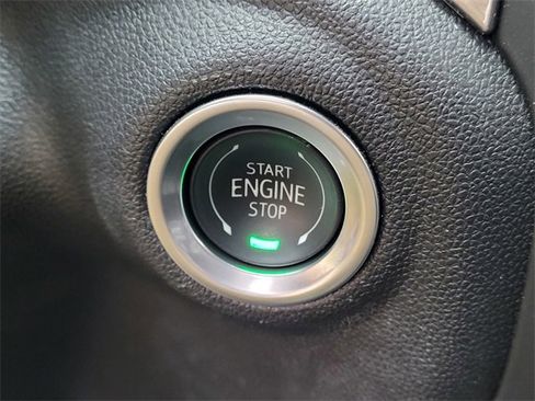 New 2025 Chevrolet Silverado 1500 Custom image 17