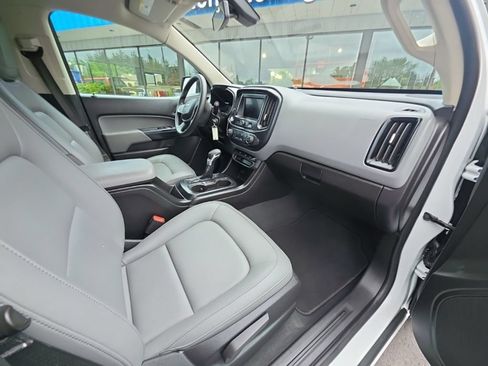 Used 2022 Chevrolet Colorado W/T w/ WT Convenience Package AWD/4WD image 20