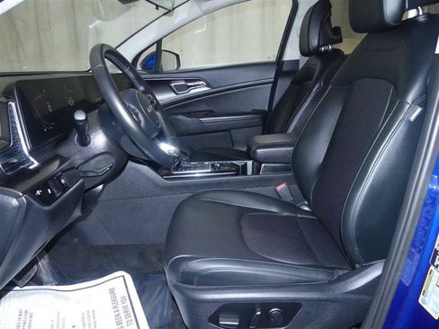 Used 2023 Kia Sportage EX FWD image 24