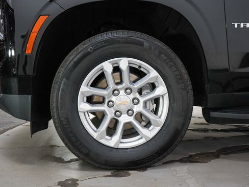 Used 2025 Chevrolet Tahoe LT AWD/4WD image 31
