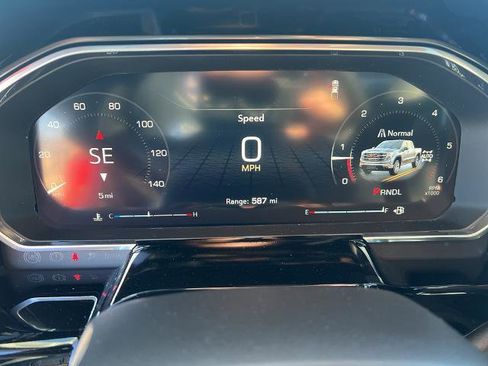 New 2026 GMC Sierra 1500 Elevation image 17