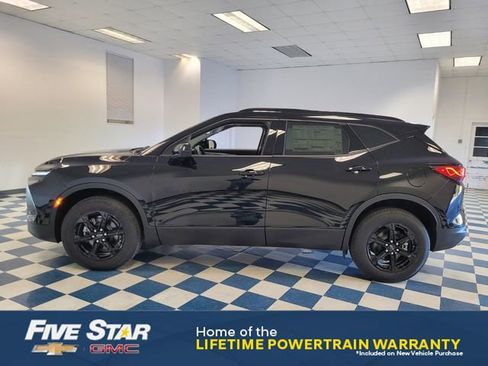 New 2026 Chevrolet Blazer LT w/ Midnight/Sport Edition FWD image 4