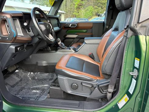Used 2023 Ford Bronco Outer Banks AWD/4WD image 18