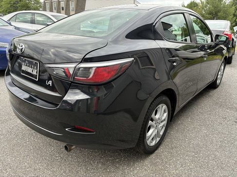 Used 2017 Toyota Yaris iA FWD image 6