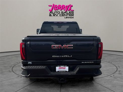 Used 2024 GMC Sierra 3500 Denali w/ Denali Reserve Package image 14
