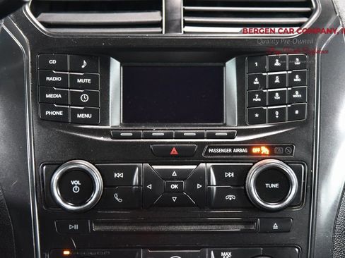 Used 2016 Ford Explorer 4WD Police Interceptor image 21