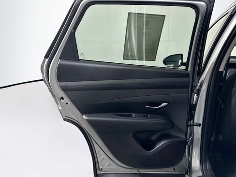 Used 2025 Hyundai Tucson SEL FWD image 26