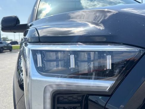 Used 2026 Toyota Tundra Limited w/ TRD Off-Road Package AWD/4WD image 11