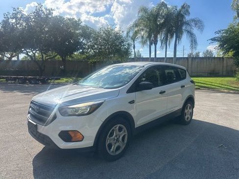 Used 2019 Ford Escape S FWD image 1