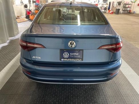 Certified 2021 Volkswagen Jetta SE w/ SE Cold Weather Package FWD image 7