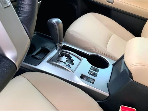 Used 2023 Toyota 4Runner SR5 Premium w/ Moonroof Package RWD image 16