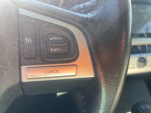 Used 2017 Subaru Outback 2.5i Premium AWD/4WD image 19