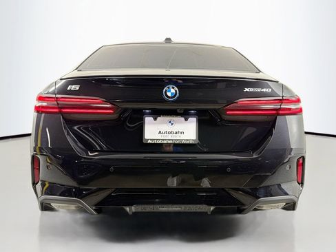 New 2026 BMW i5 eDrive40 w/ M Sport Package image 5