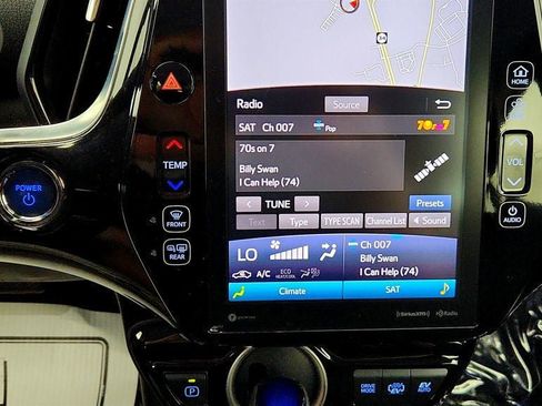 Used 2021 Toyota Prius Prime XLE FWD image 17