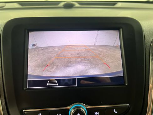 Used 2023 Chevrolet Equinox LT AWD/4WD image 24