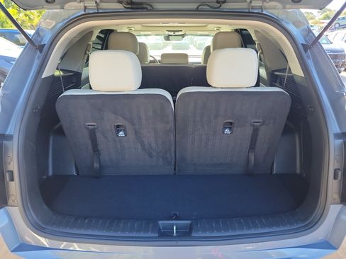 Certified 2025 Kia Sorento S w/ Panoramic Sunroof Package FWD image 14