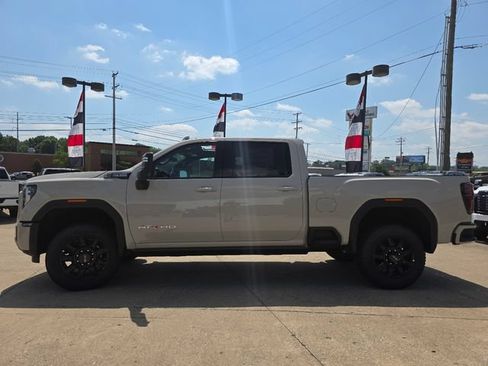 New 2026 GMC Sierra 2500 AT4 w/ AT4 Premium Plus Package AWD/4WD image 14