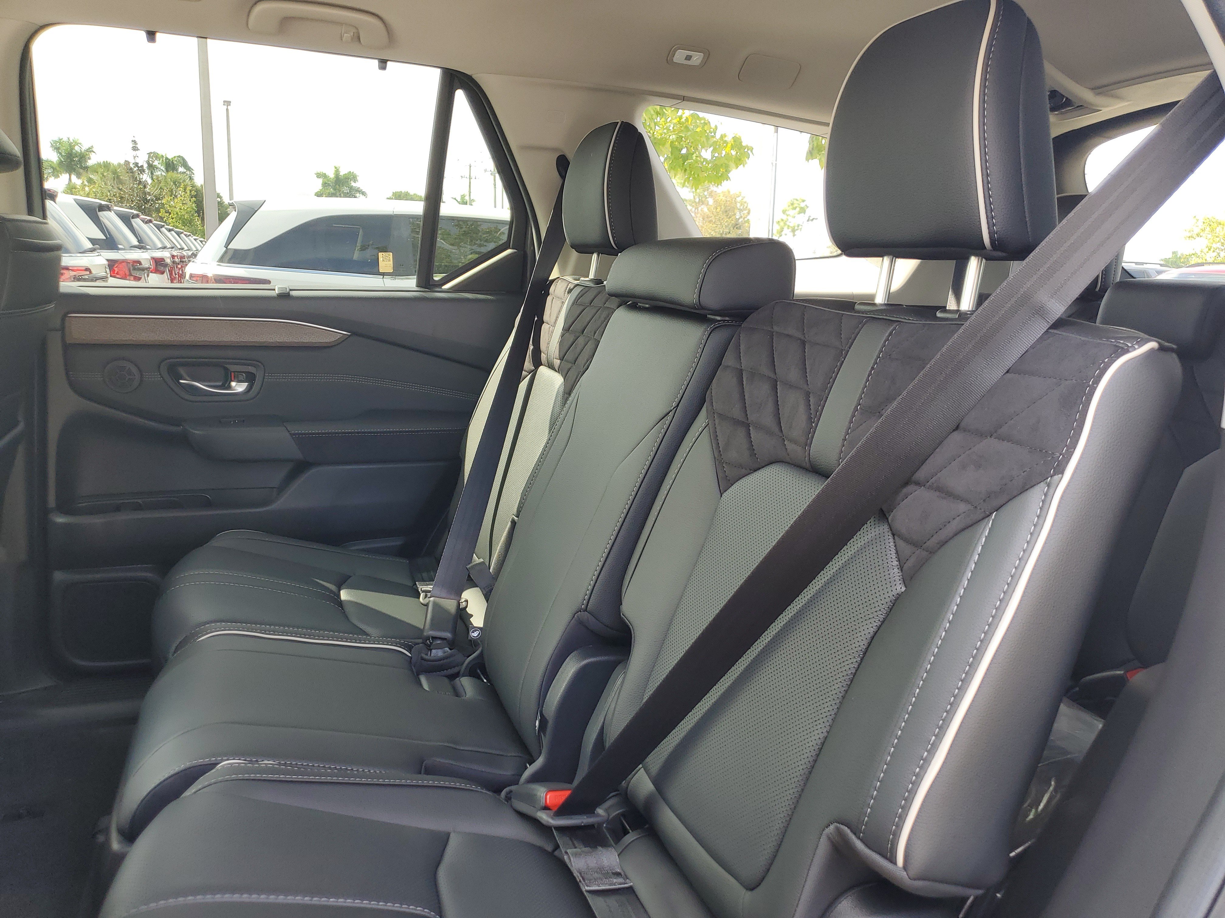 New 2026 Honda Pilot Elite image 12